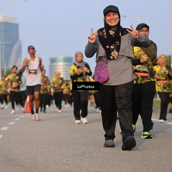 Runner Photo 6147946
