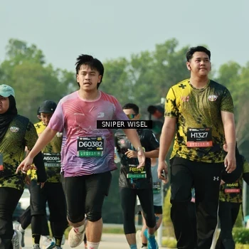 Runner Photo 6148043