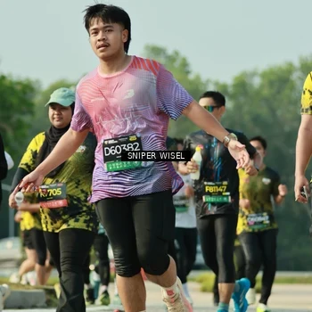 Runner Photo 6148059