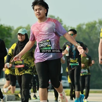 Runner Photo 6148060