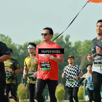 Runner Photo 6148076