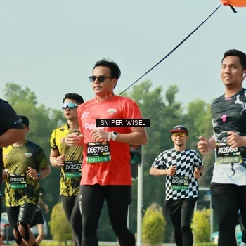 Runner Photo 6148102
