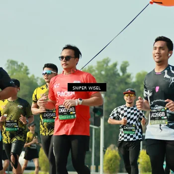 Runner Photo 6148109