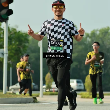 Runner Photo 6148147