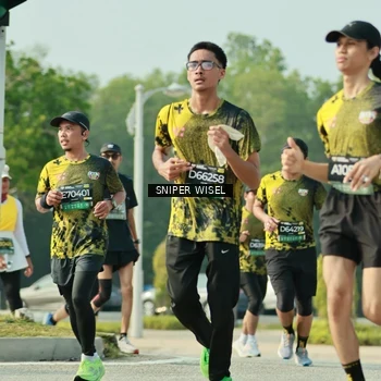 Runner Photo 6148158