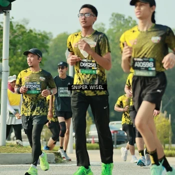 Runner Photo 6148171