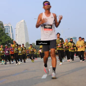 Runner Photo 6148184