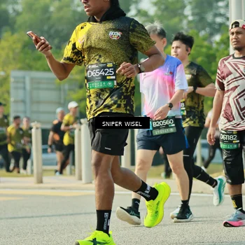 Runner Photo 6148308