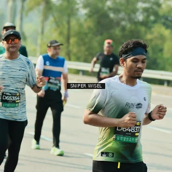 Runner Photo 6148571