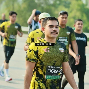 Runner Photo 6148574