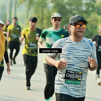Runner Photo 6148610