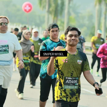 Runner Photo 6148673