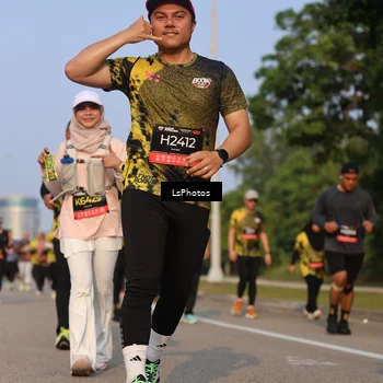 Runner Photo 6149022