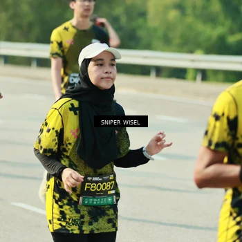 Runner Photo 6149034