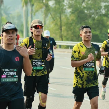 Runner Photo 6149037
