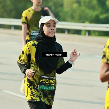 Runner Photo 6149060