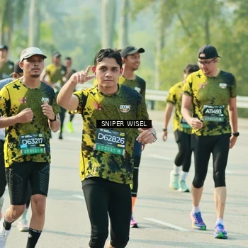 Runner Photo 6149077