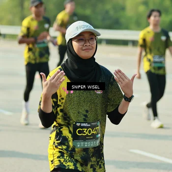 Runner Photo 6149247