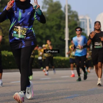 Runner Photo 6149397