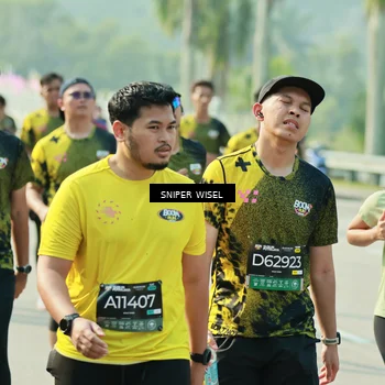 Runner Photo 6149429
