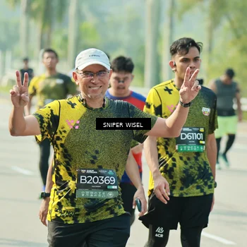 Runner Photo 6149475