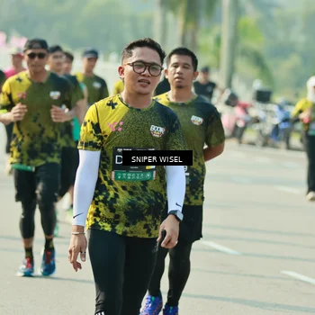 Runner Photo 6149487