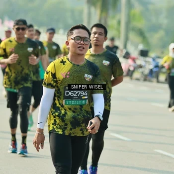 Runner Photo 6149493