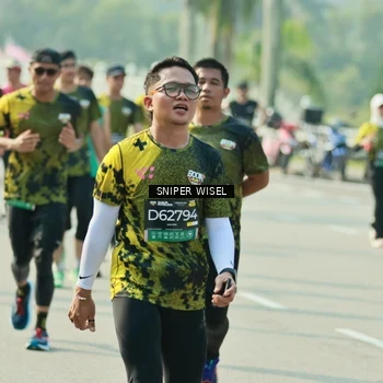 Runner Photo 6149512