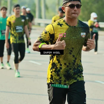 Runner Photo 6149592