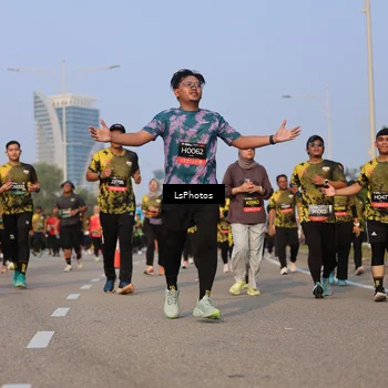 Runner Photo 6149599