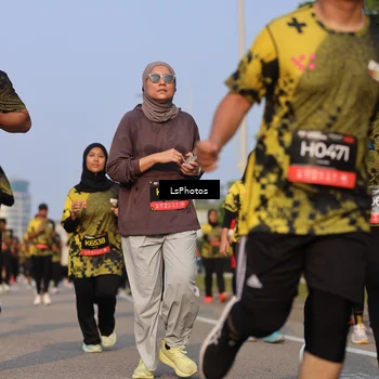 Runner Photo 6149642