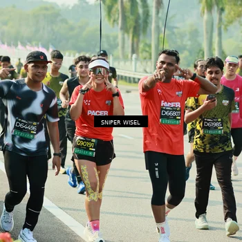 Runner Photo 6149672