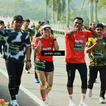 Runner Photo 6149695