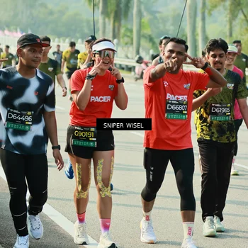 Runner Photo 6149701