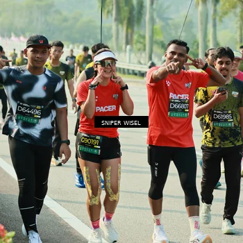 Runner Photo 6149704