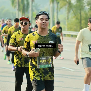 Runner Photo 6149733