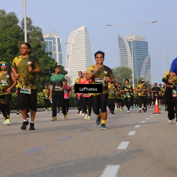 Runner Photo 6149810