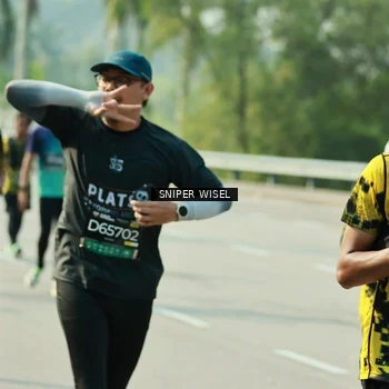 Runner Photo 6149879