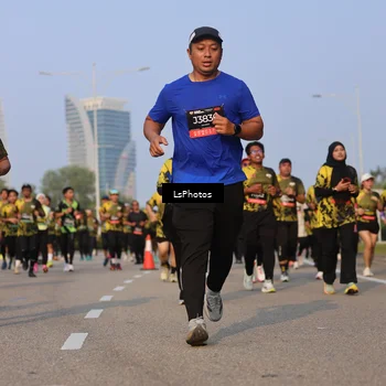 Runner Photo 6149896