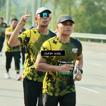 Runner Photo 6149908