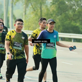 Runner Photo 6149913