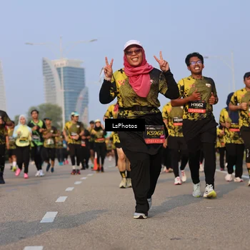 Runner Photo 6149940