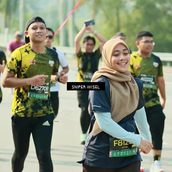 Runner Photo 6149945