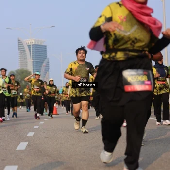 Runner Photo 6150061