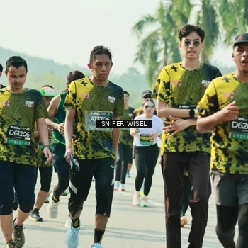 Runner Photo 6150076
