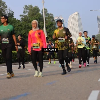 Runner Photo 6150193