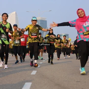 Runner Photo 6150269