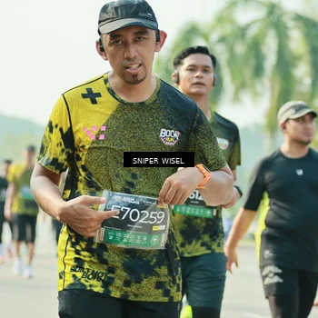 Runner Photo 6150303