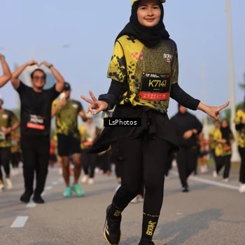 Runner Photo 6150319