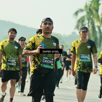 Runner Photo 6150345